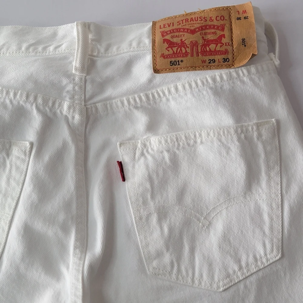 Levi's Straight Jeans in White